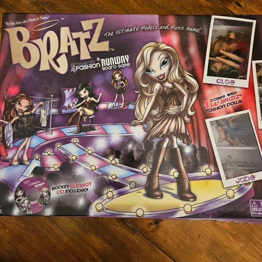 Bratz Passion 4 Fashion Runway Board Game Complete 2005 MGA 3 Dolls CD Poster